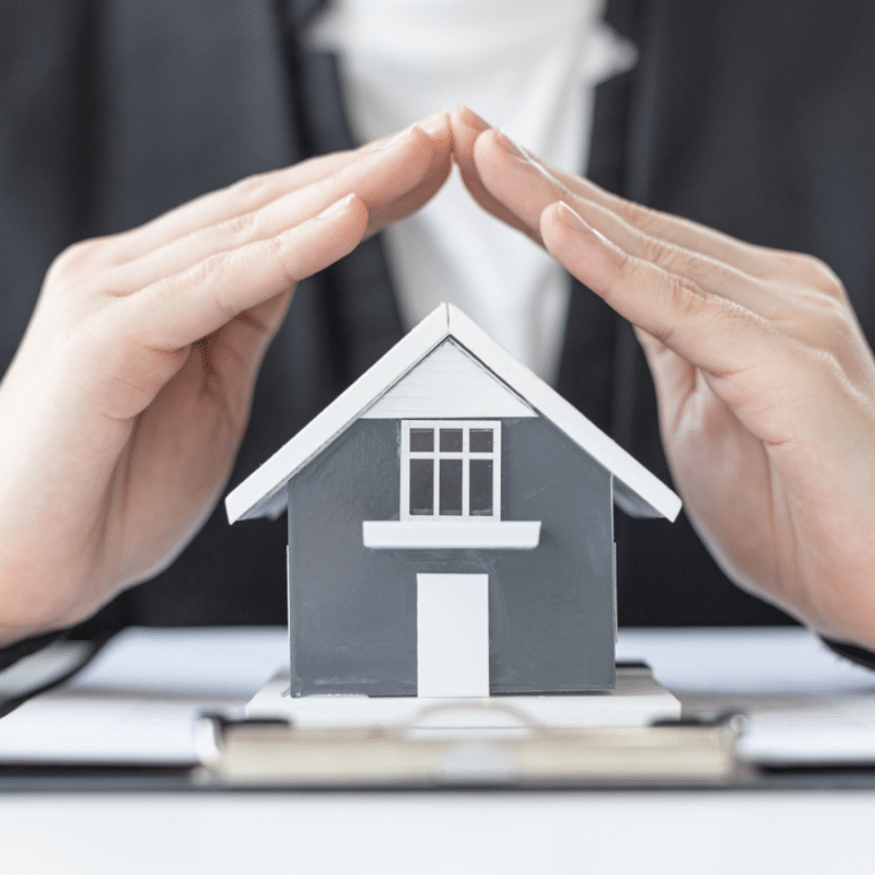 2026 Tampa mortgage roadmap for homebuyers showing Tampa Florida skyline and residential homes